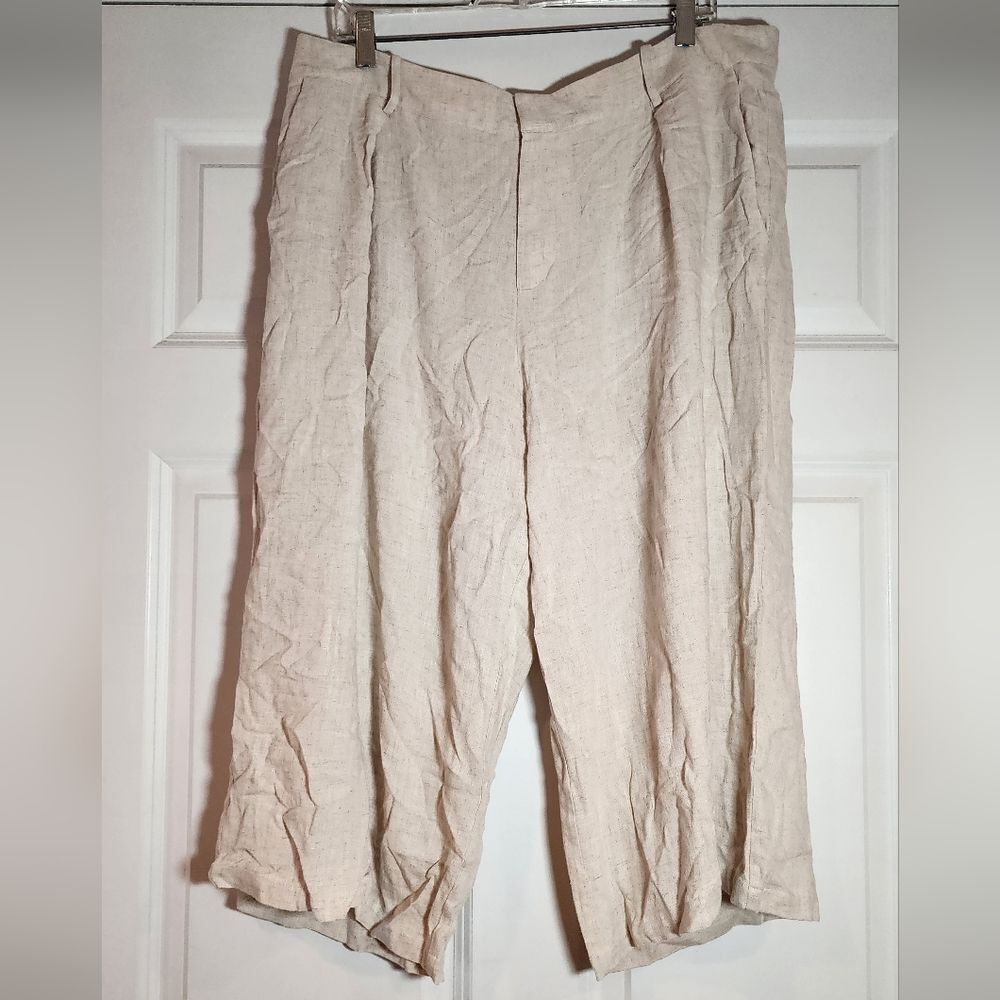 Eloquii Beige Wide Leg Crop Pants No Size 20in Waist Across 17.5in Inseam